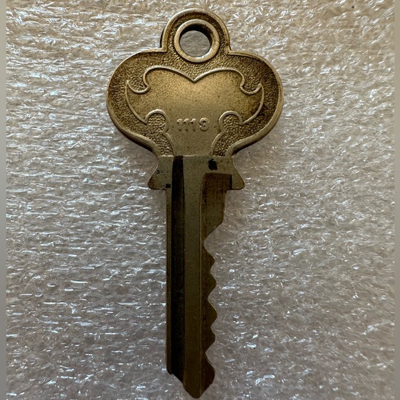 1890 Old Glory Lock and Key, Independent Lock Company, Fitchburg, MASS - Picture 6 of 11